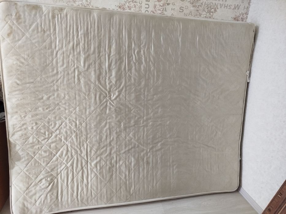 Отдам матрас, КЖБИ