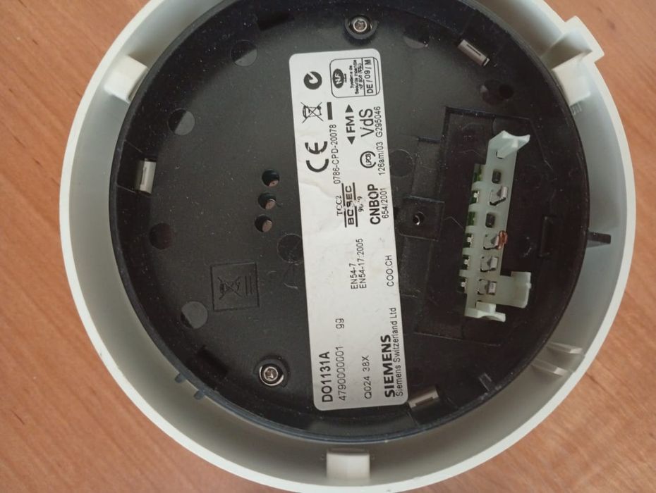 Продам видеорегистратор Dahua