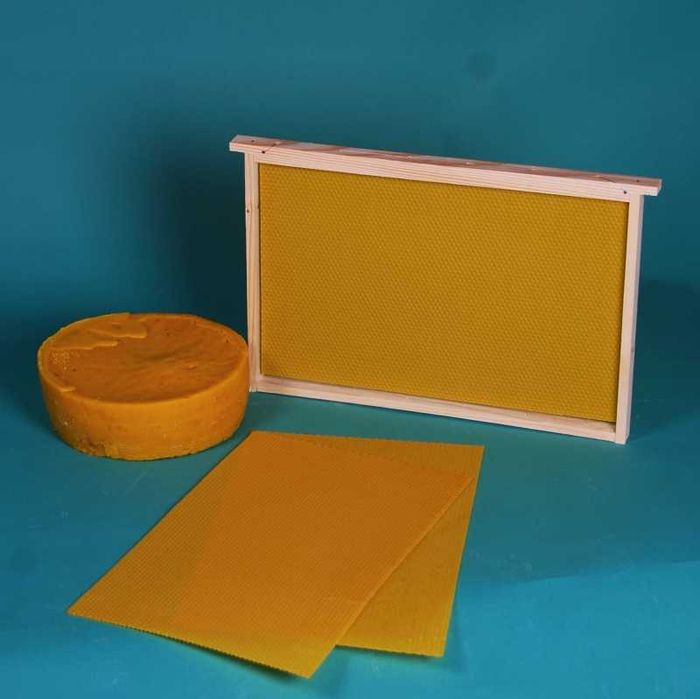 Foițe de ceară naturală 1 1, 1 2, 3 4, calitate pentru stupină