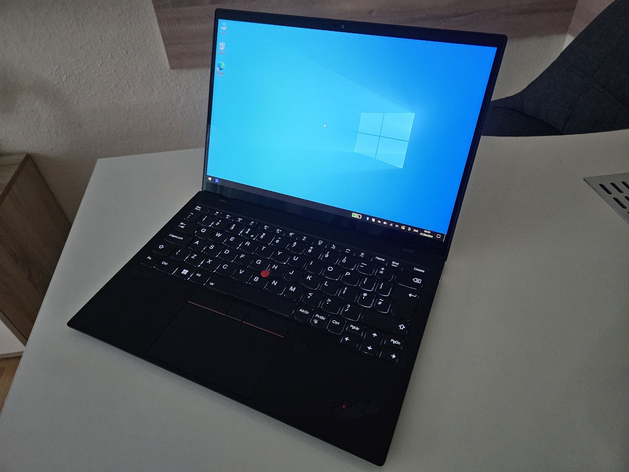 Lenovo X1 Nano 13" 2K IPS Touch-Intel Core i5 11th Gen/16GB RAM/512GB