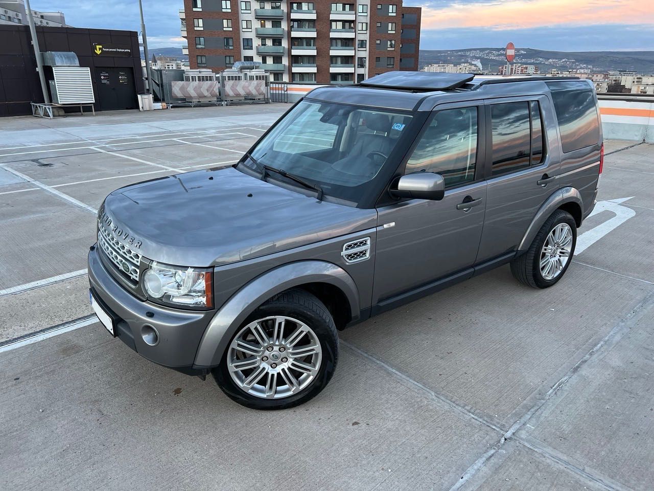 Land Rover Discovery 4 3.0 HSE 2012
