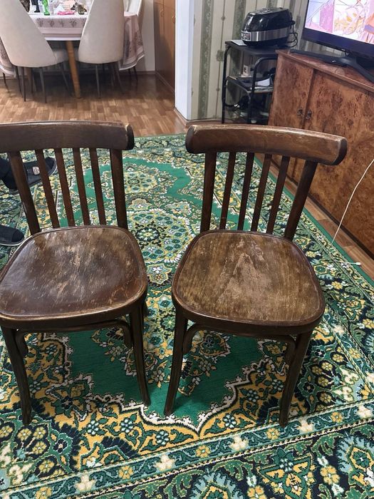 4 венских стульев