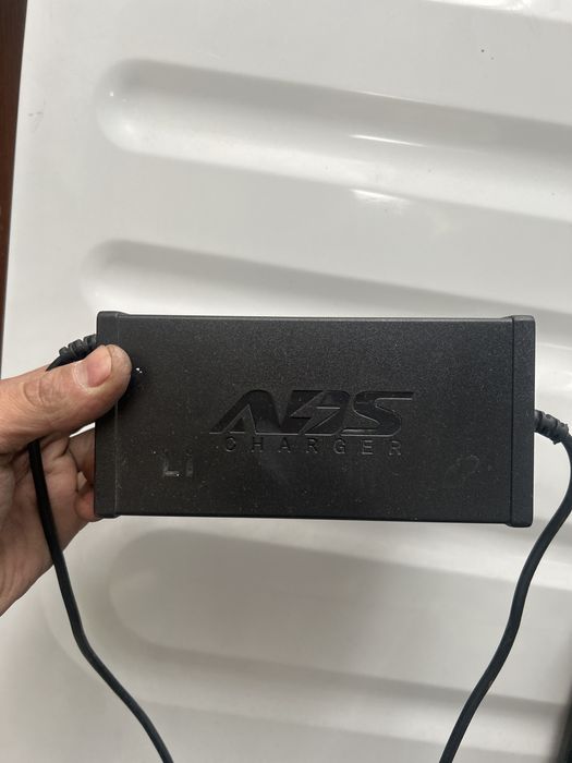 Блок питания электро велосипеда