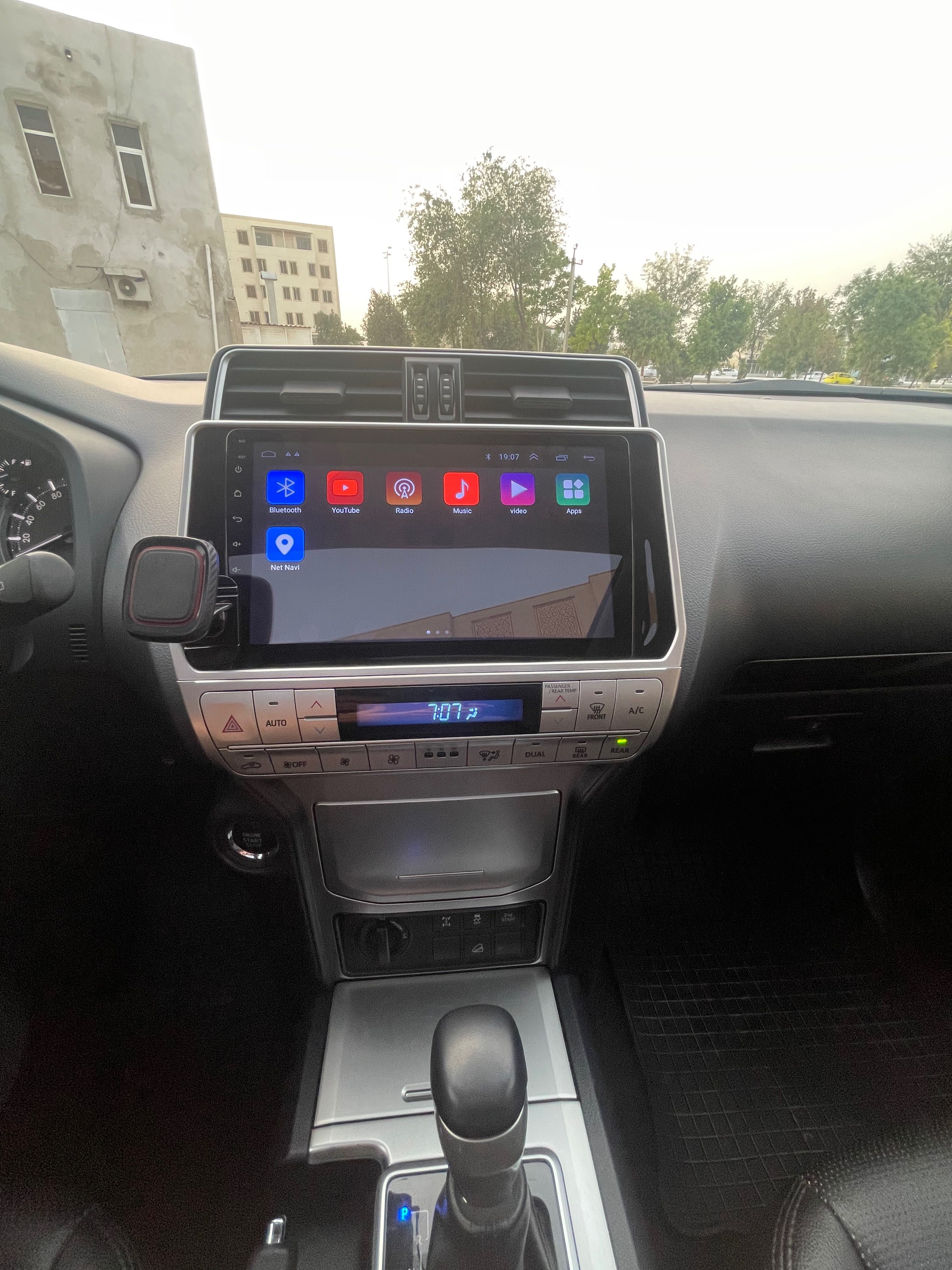 Toyota Land Cruiser Prado 150  4,0 л 2019 год