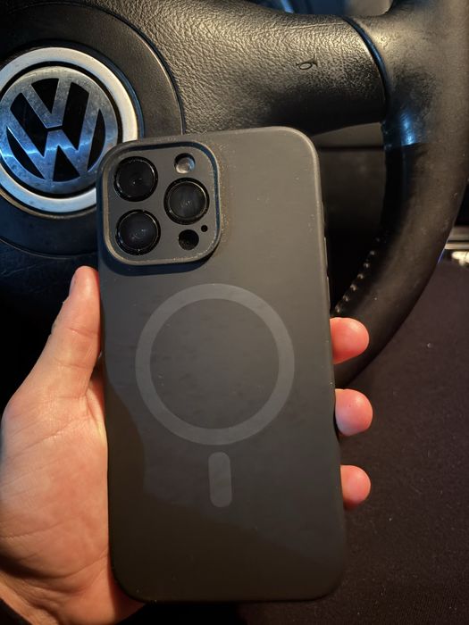 Vand urgent iphone 14 pro max !!