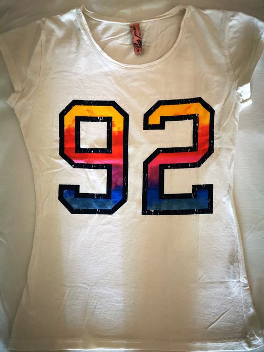 РАЗПРОДАЖБА на тениски