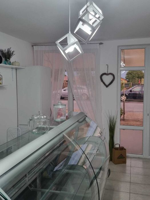 Vitrina pentru prajituri profesionala