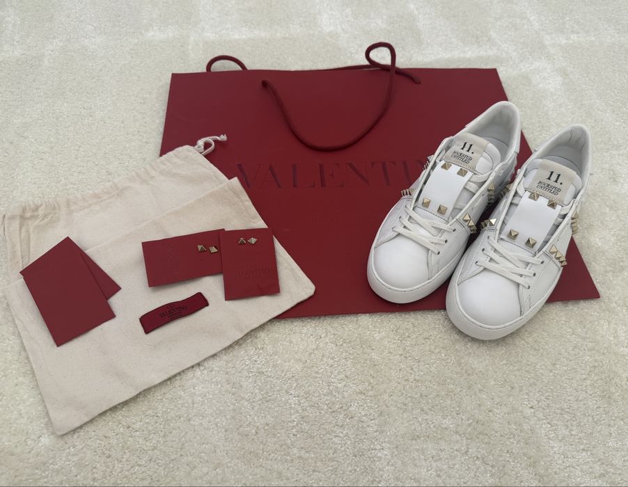 Adidasi/ sneakers Valentino Garavani Rockstud Untitled, originali