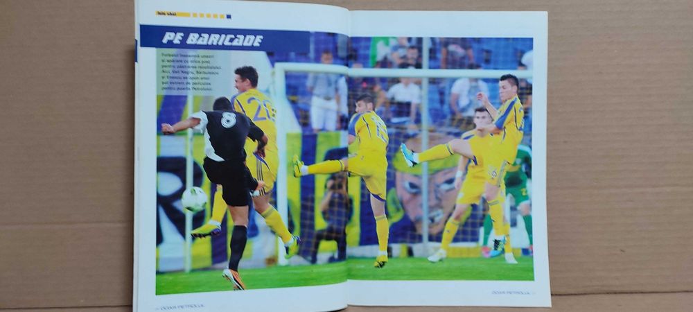 Artefacte PETROLUL Ploiesti : un poster si o carte