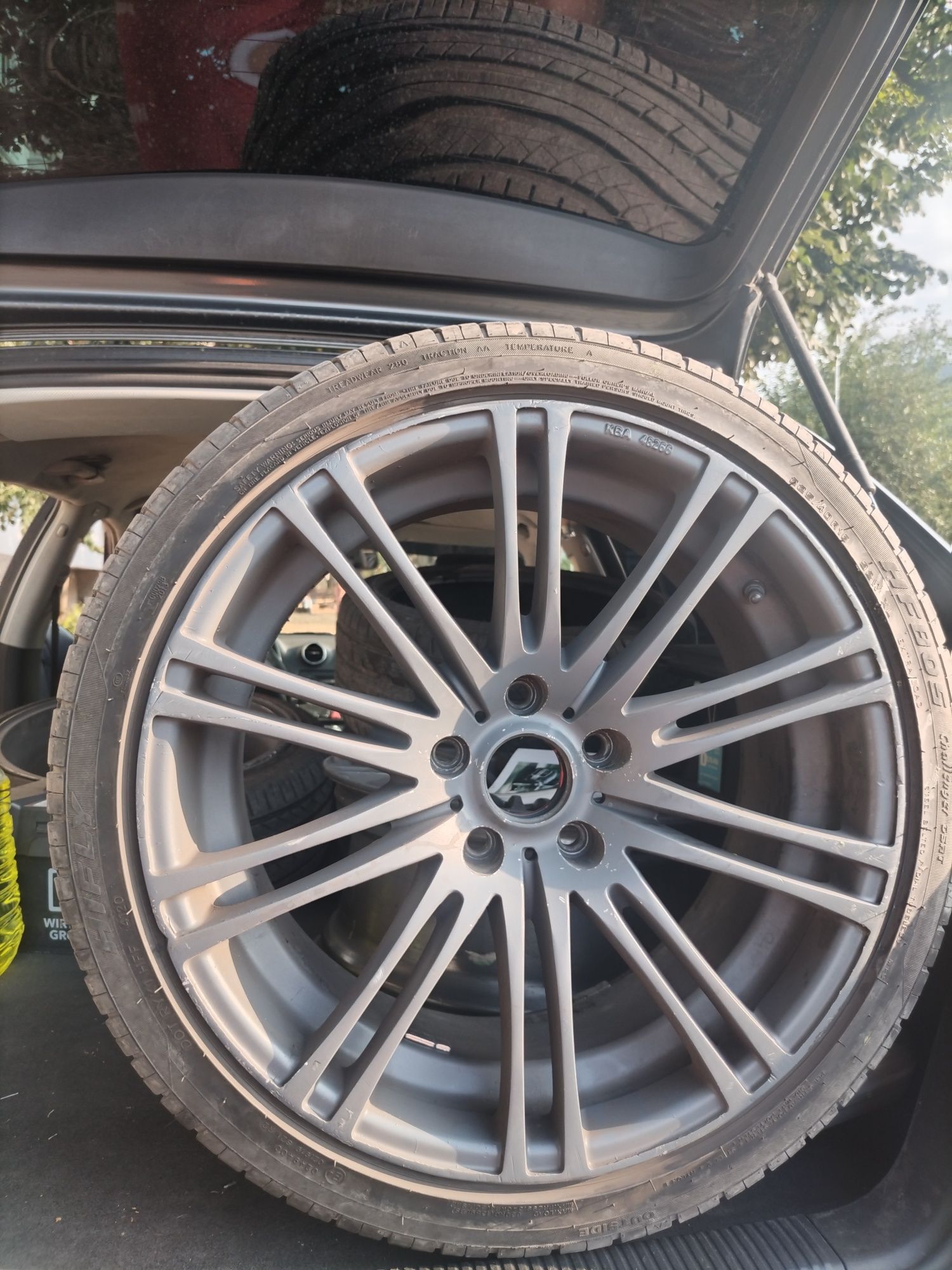 Джанти с гуми  225/40R18