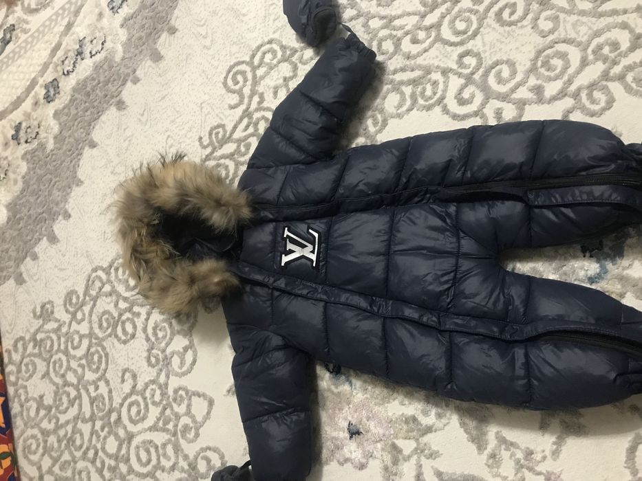 Детский зимний комбинезон