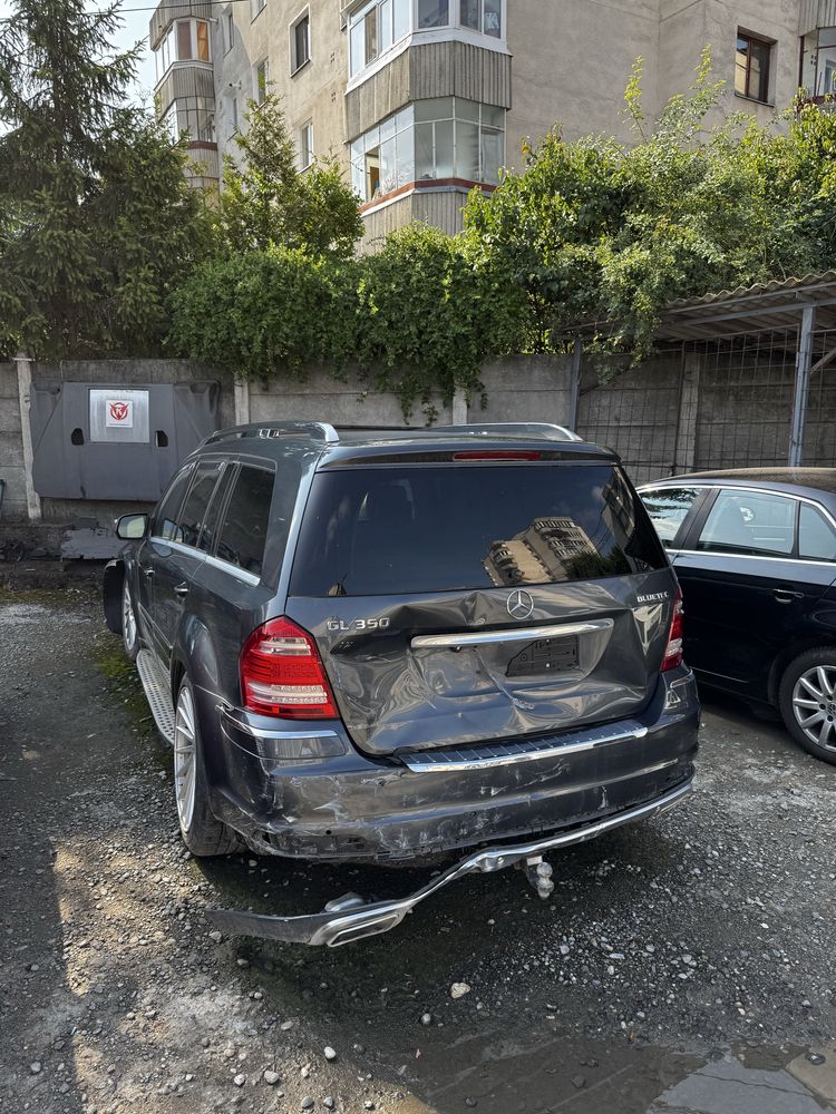 Mecedes pentru dezmembrari
