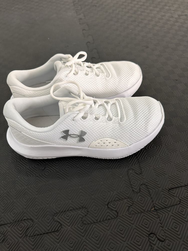 Маратонки Under Armour