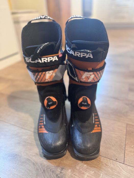 Clapari schi de tură SCARPA F1 LT 26cm