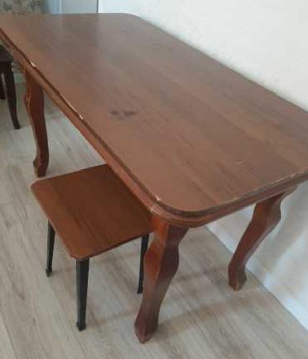 Стол сатылады Продается