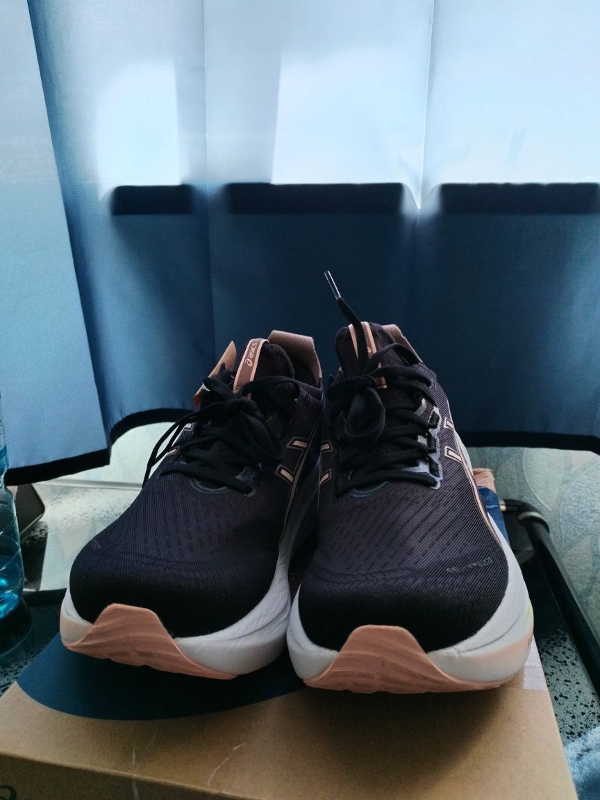 ASICS Gel Nimbus 27 нови 42 номер