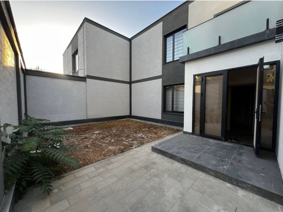 5-Ком Евро Коттедж 2 уровня 240м2 Ттз Санииф 3сот ул Юкори юз Дурмень