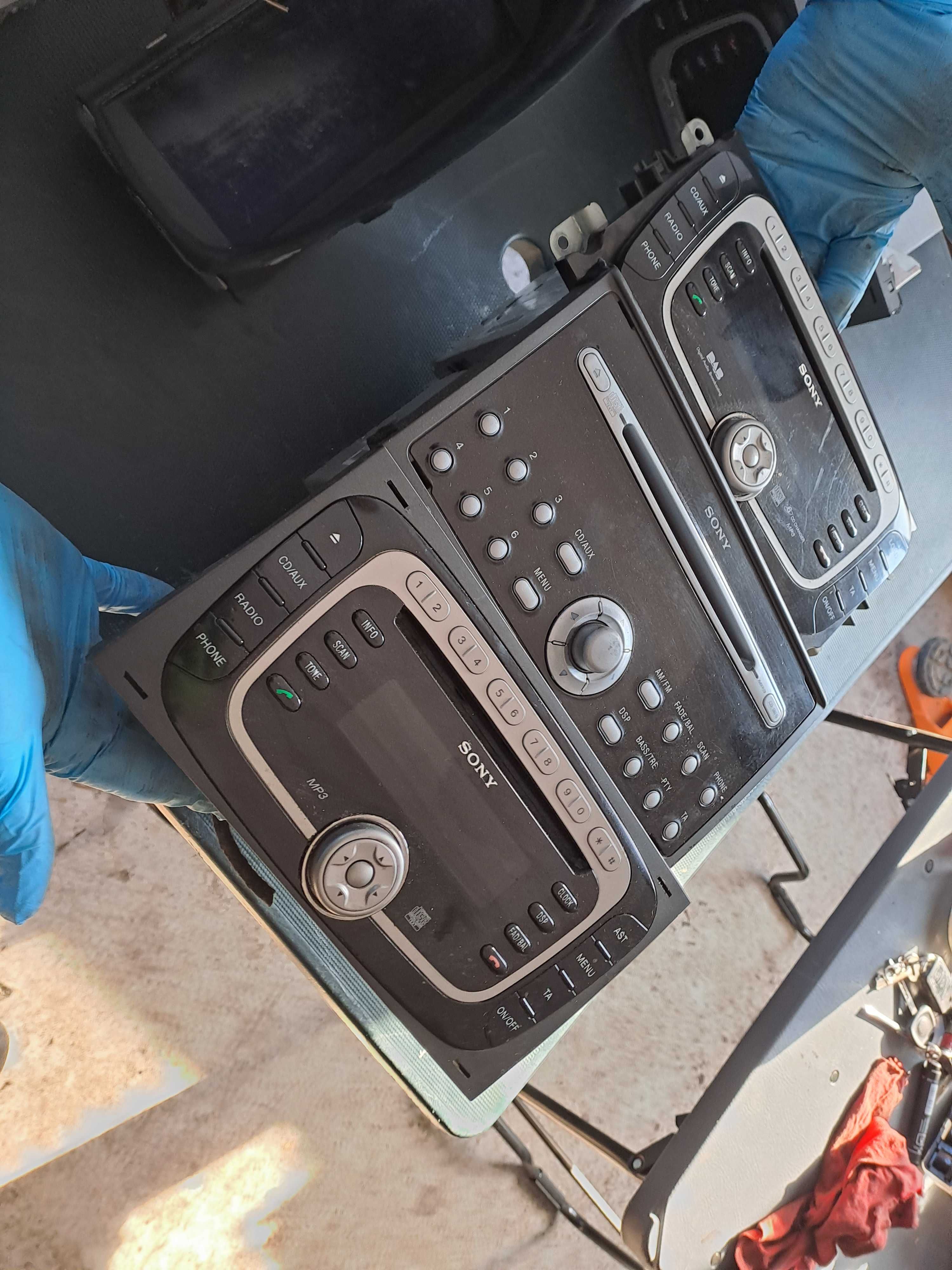 Radio cd-player Ford Focus Kuga Mondeo Transit SONY