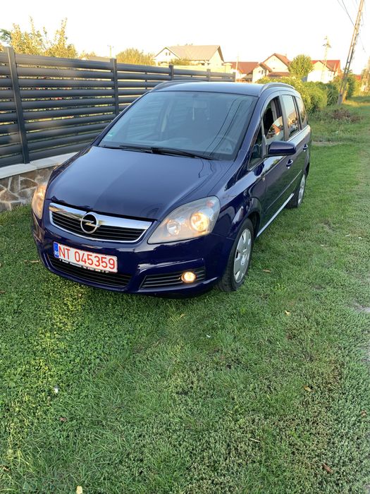 Vand opel zafira b 1.6 benzina