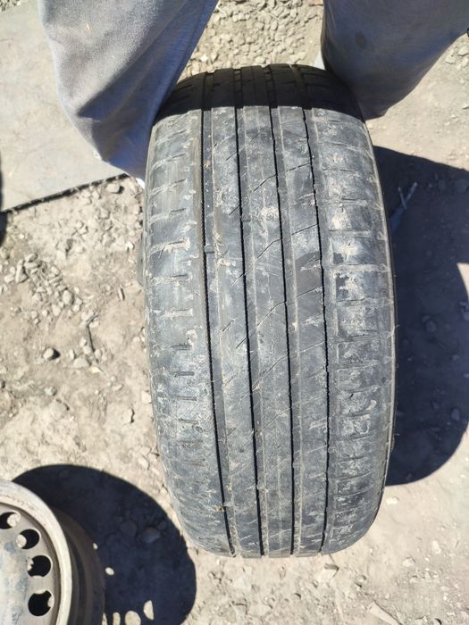 Шина безккмерка размер 215/60 R16