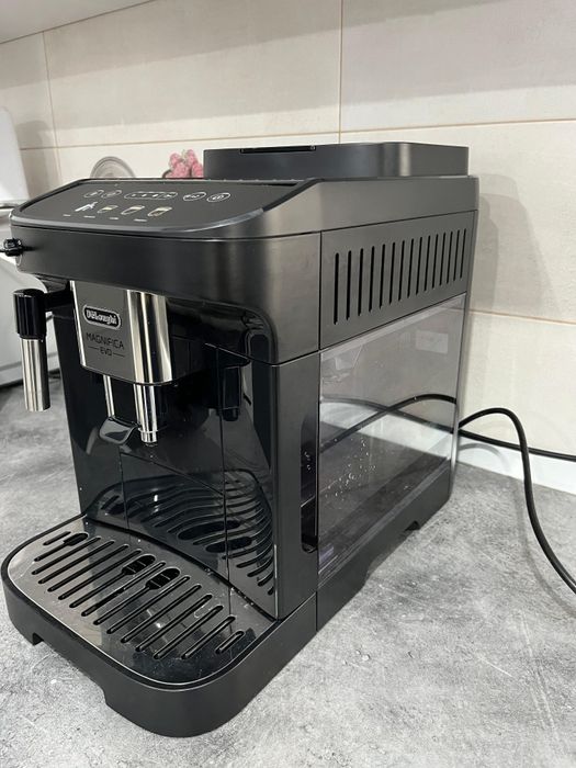 Espressor automat De'Longhi Magnifica Evo