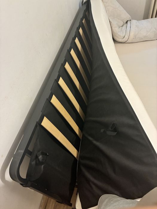 Canapea extensibila Ikea Nyhamn, 3 locuri, 140x200cm, ca nou