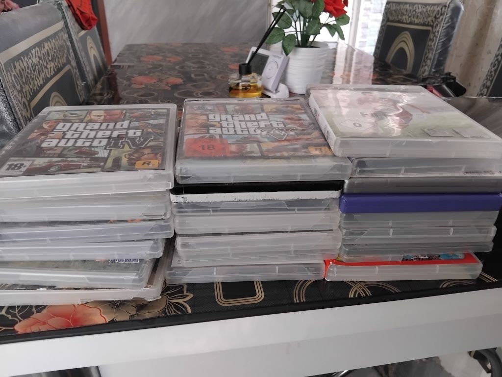 Vând ps3 în stare foarte bună