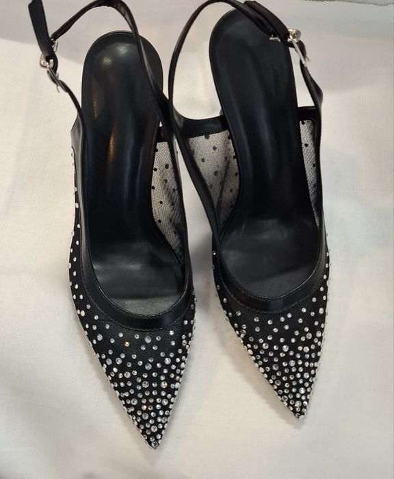 Pantofi eleganti