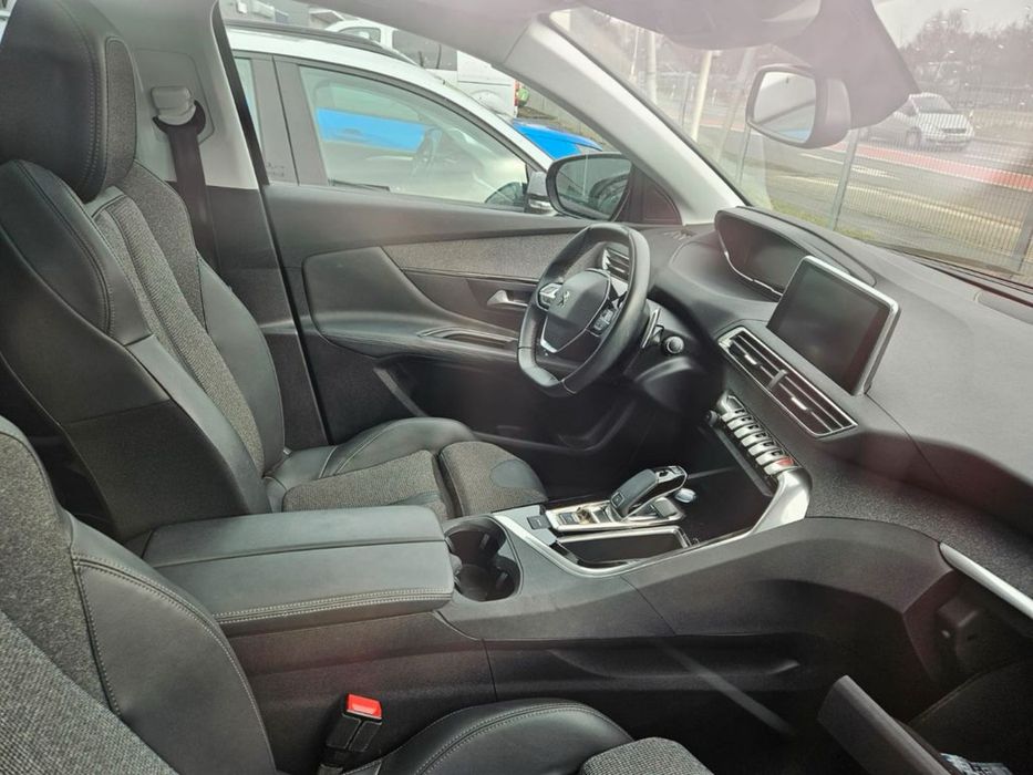 Dezmembrari Peugeot 3008 2.0 d cutie automata