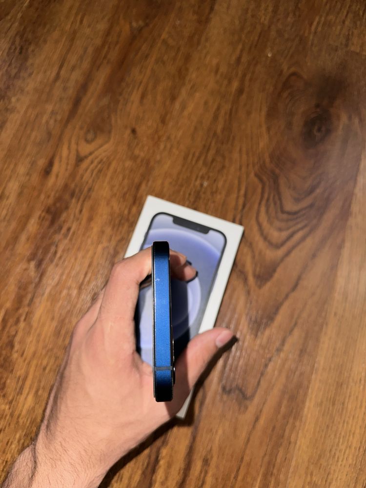 iPhone 12 sotiladi yangi