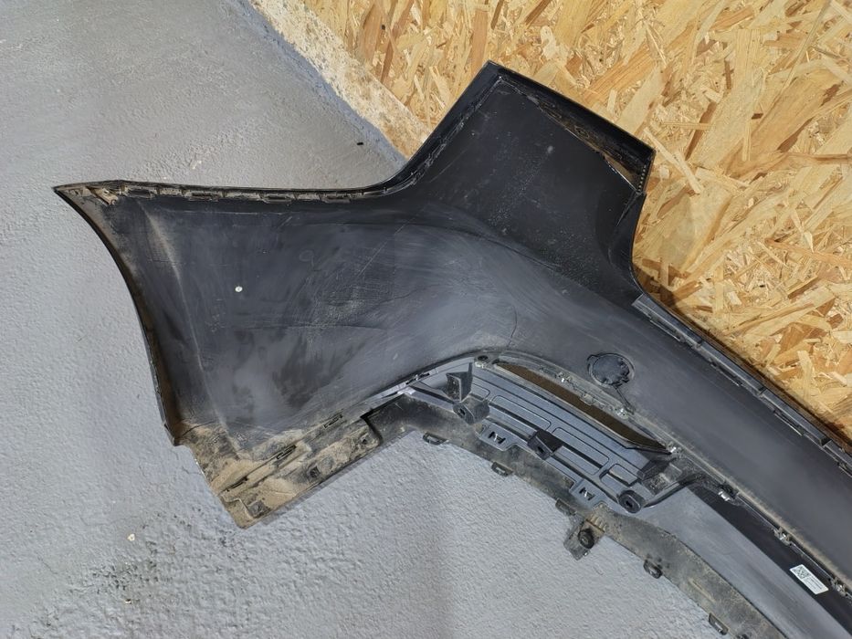 Bara spate Tesla model 3 an 2023-2025