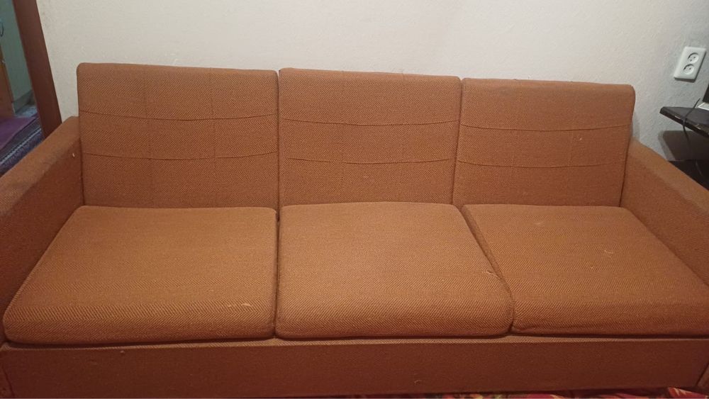 Продам диван. Самовывоз!