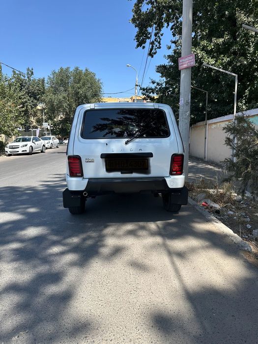 Продается автомобиль Niva 2121 urban