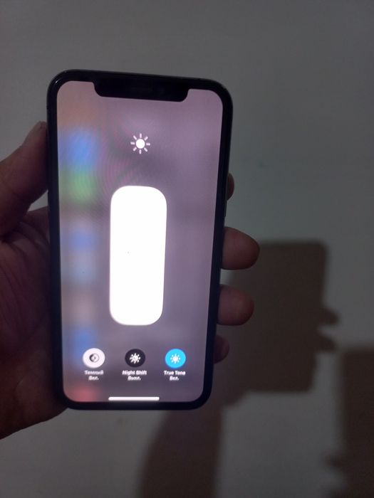 IPHONE 11 Pro sochni sotiladi