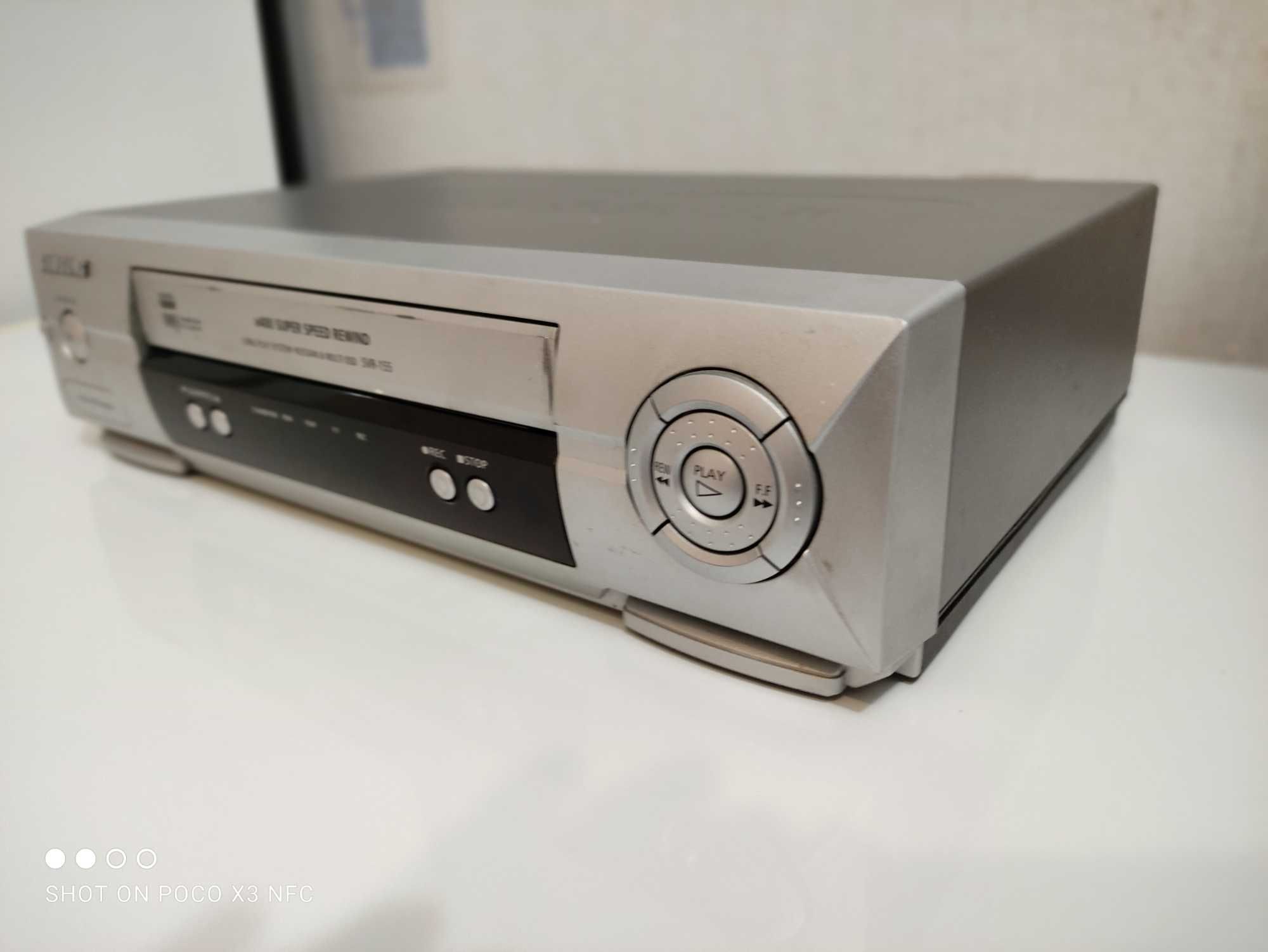 Видеоплеер (VHS кассет) в идеальном состоянии Samsung