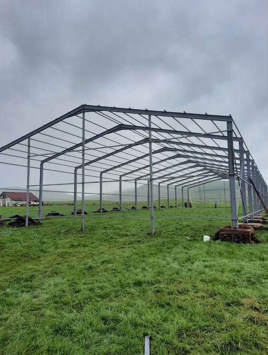 Vand hale metalice ori ce dimensiuni