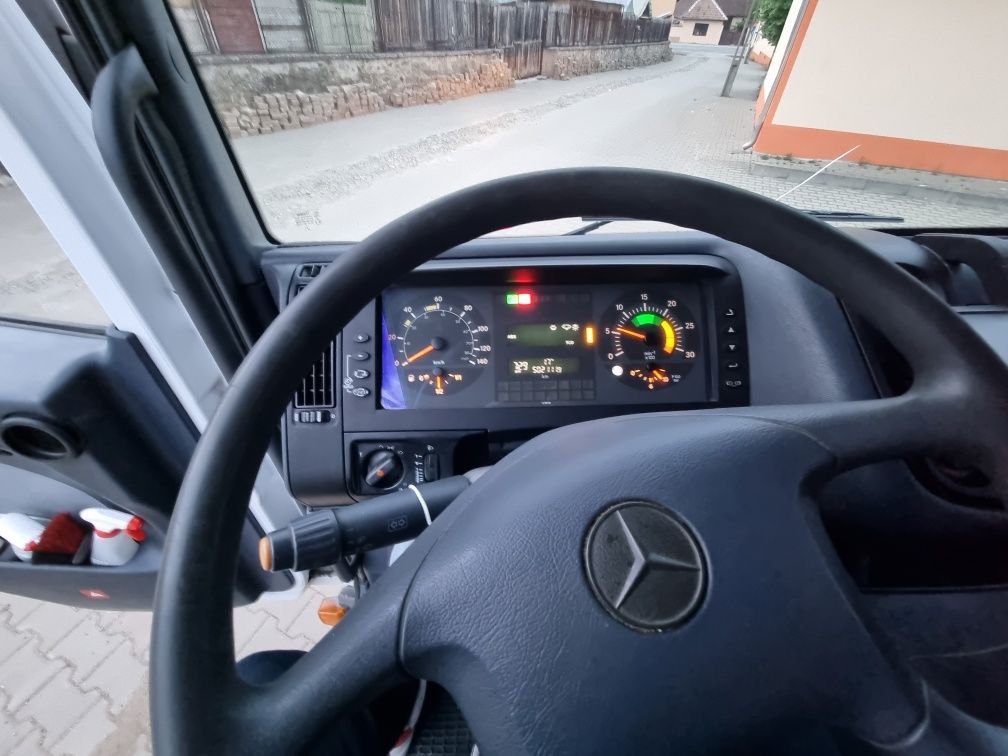 Mercedes Benz Atego 815 F