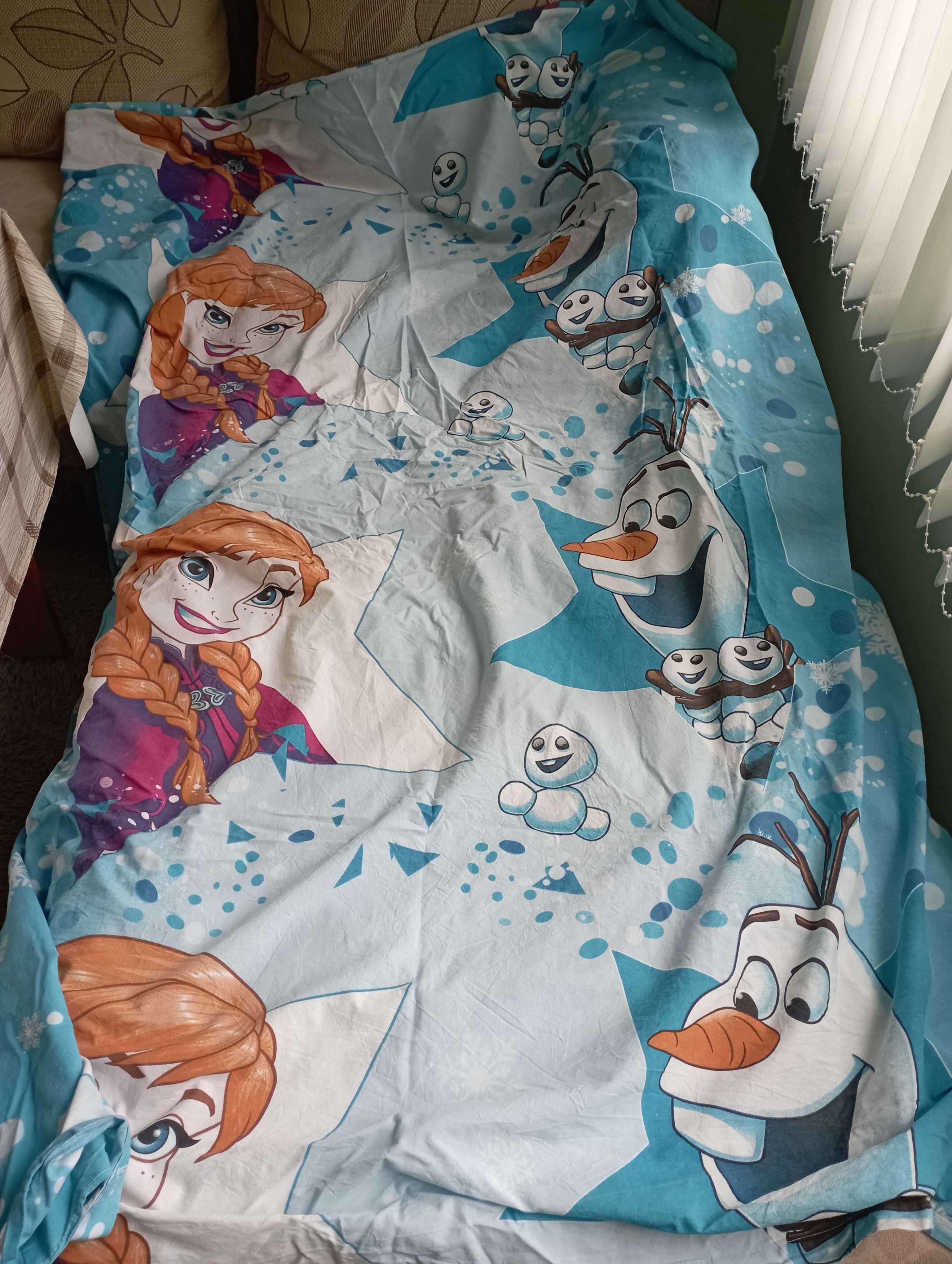 Детски спален комплект с героите от филма "Frozen"
