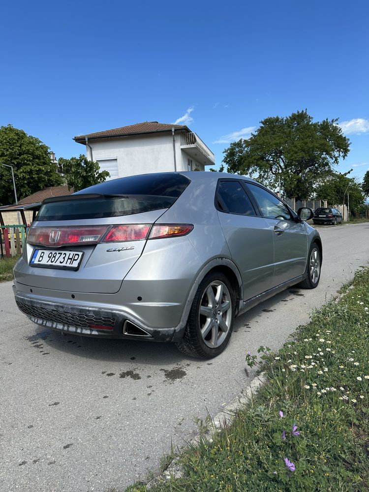 Honda Civic 1.8 ГАЗ НАВИГАЦИЯ