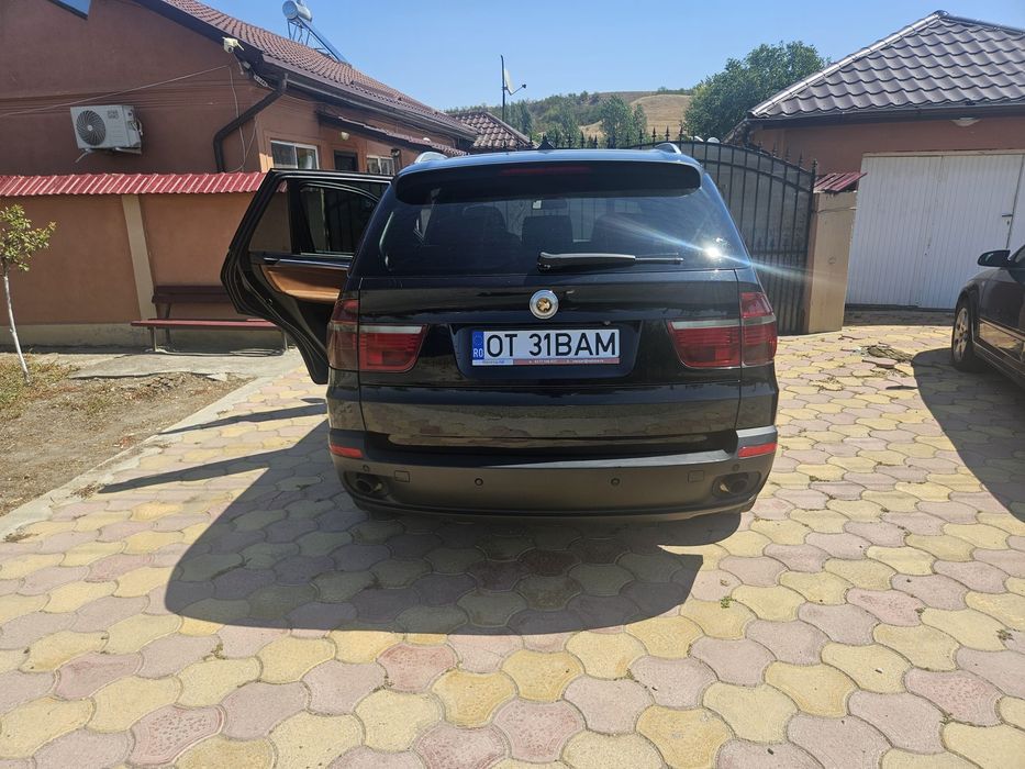 Vând BMW X5 2010 3.0D