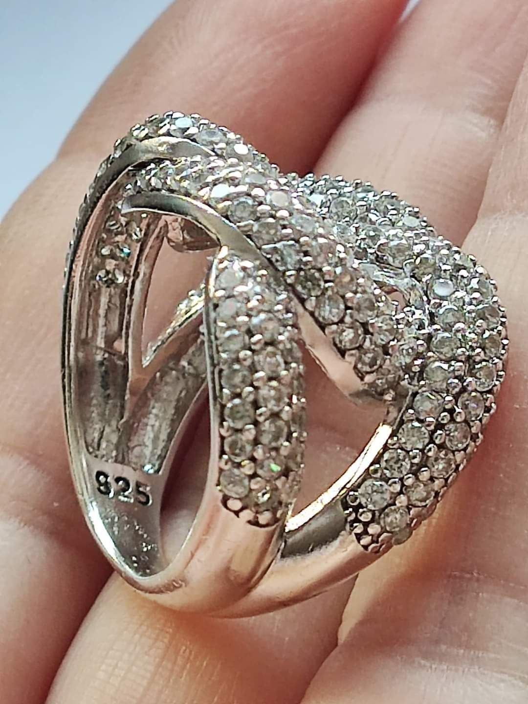 Масивен сребърен пръстен