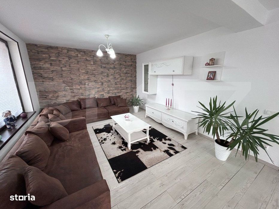 Casa 240 mp, 5 dormitoare, 2000 mp curte, zona Aeroportului