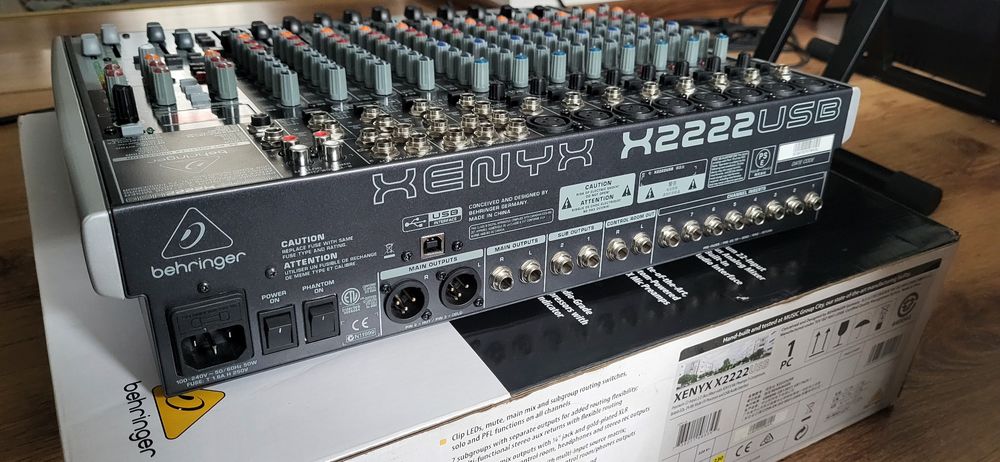 Behringer Xenyx X2222 USB