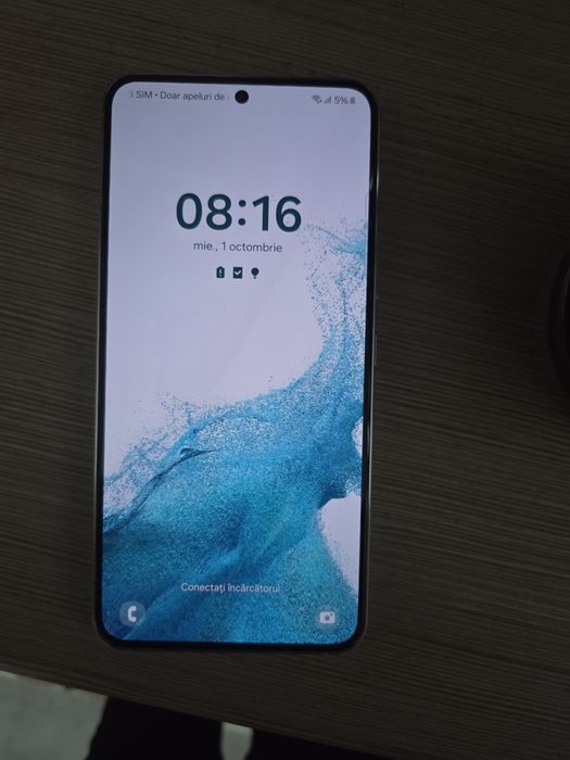 Samsung S22 alb impecabil
