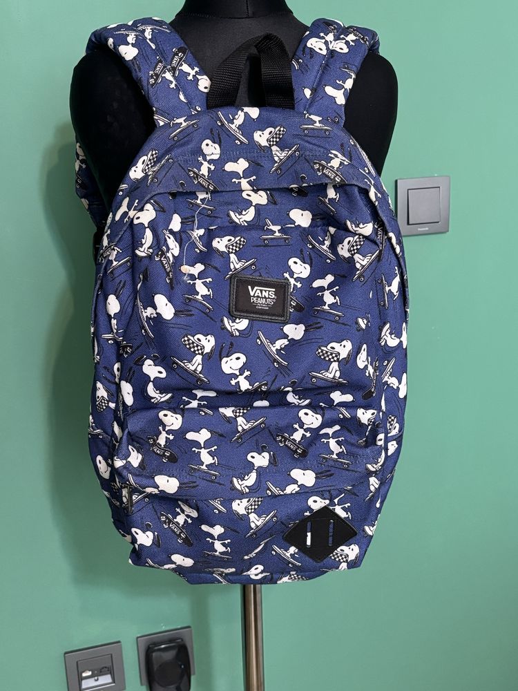 Продавам Раница Vans off the wall