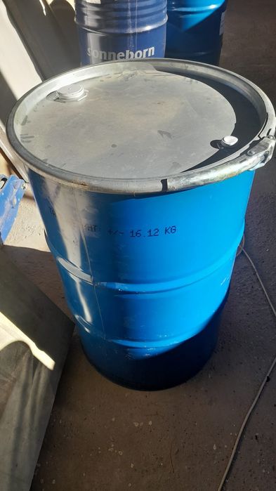 Vand butoaie de tabla