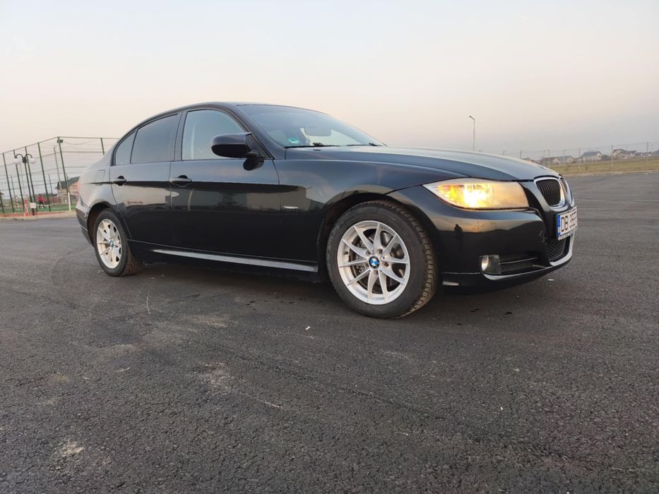 BMW E90 LCI Euro 5  318 d
