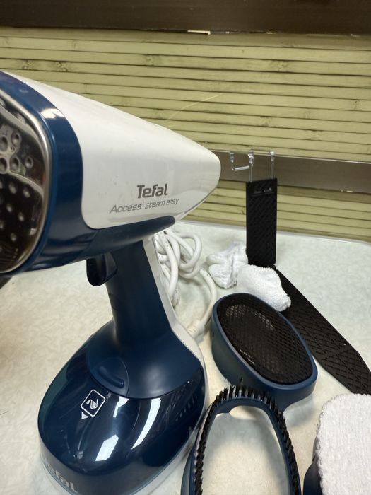 Уред за гладене с пара Tefal Access Steam Easy