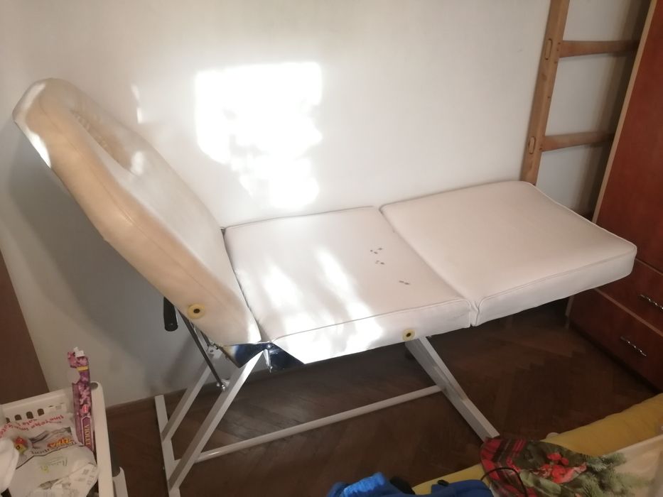 Masa de masaj cu cadru metalic