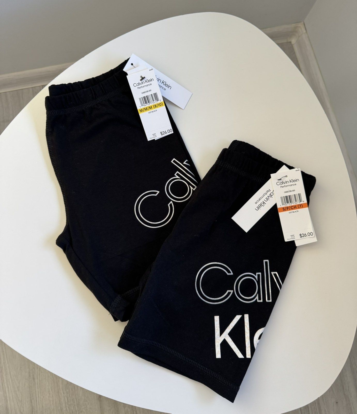 Calvin Klein къс клин